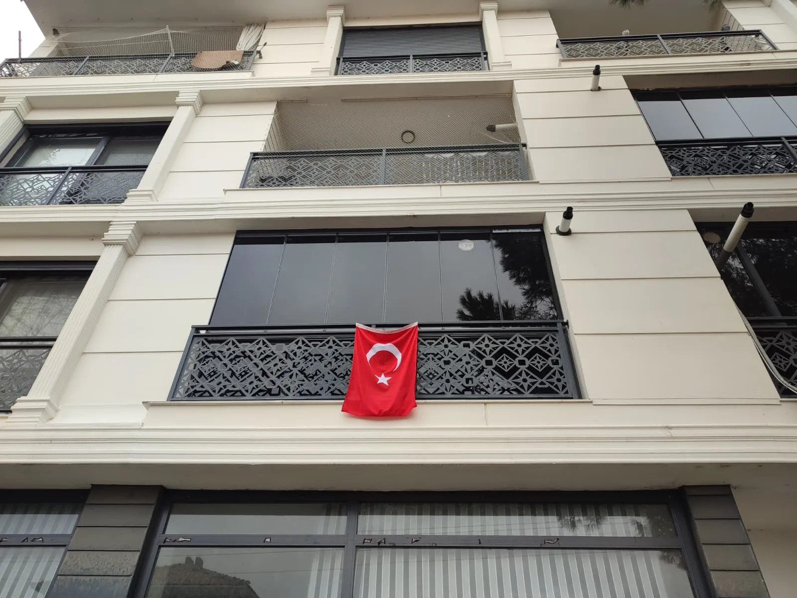 Sanat Panjur; Cam Balkon ve Panjur Sistemleri (13)